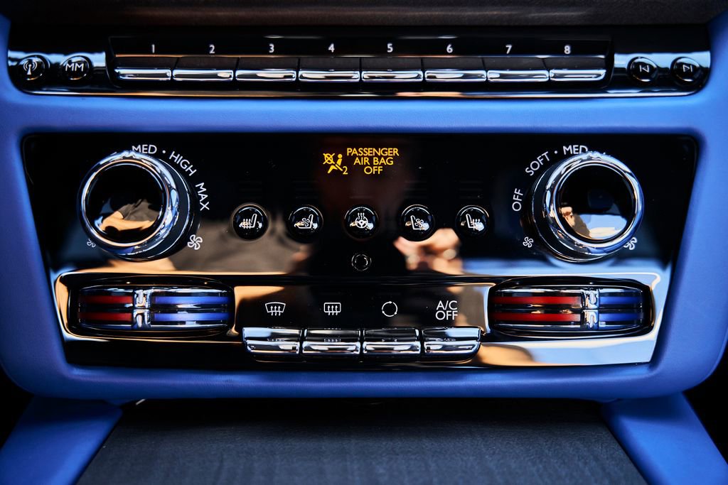 Used 2024 Rolls-Royce Ghost AWD/4WD image 68