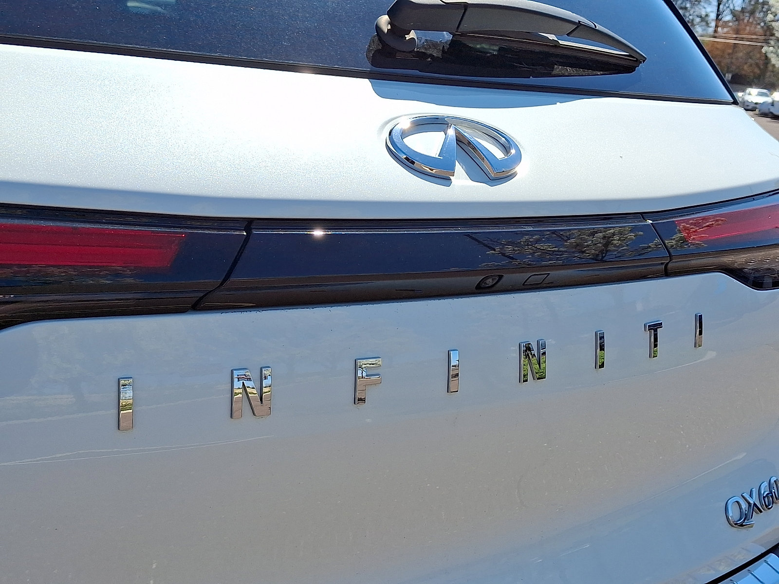 Certified 2023 INFINITI QX60 Luxe w/ Cargo Package image 31