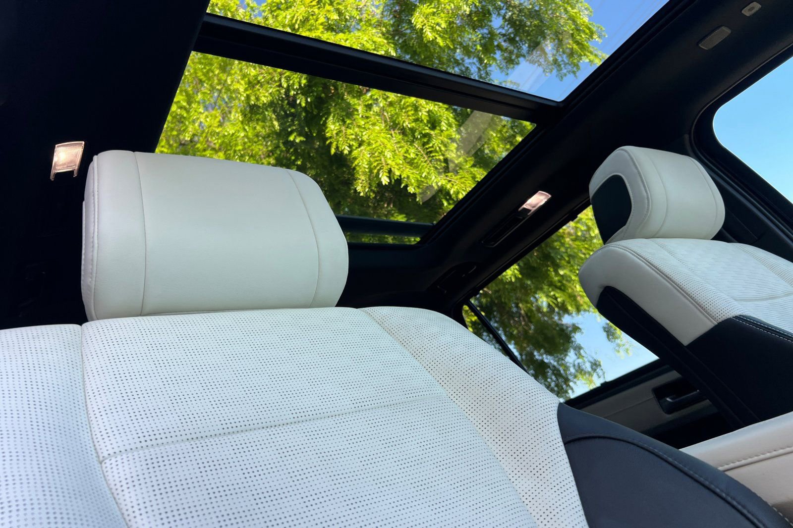 Used 2023 Toyota Sequoia Capstone image 18