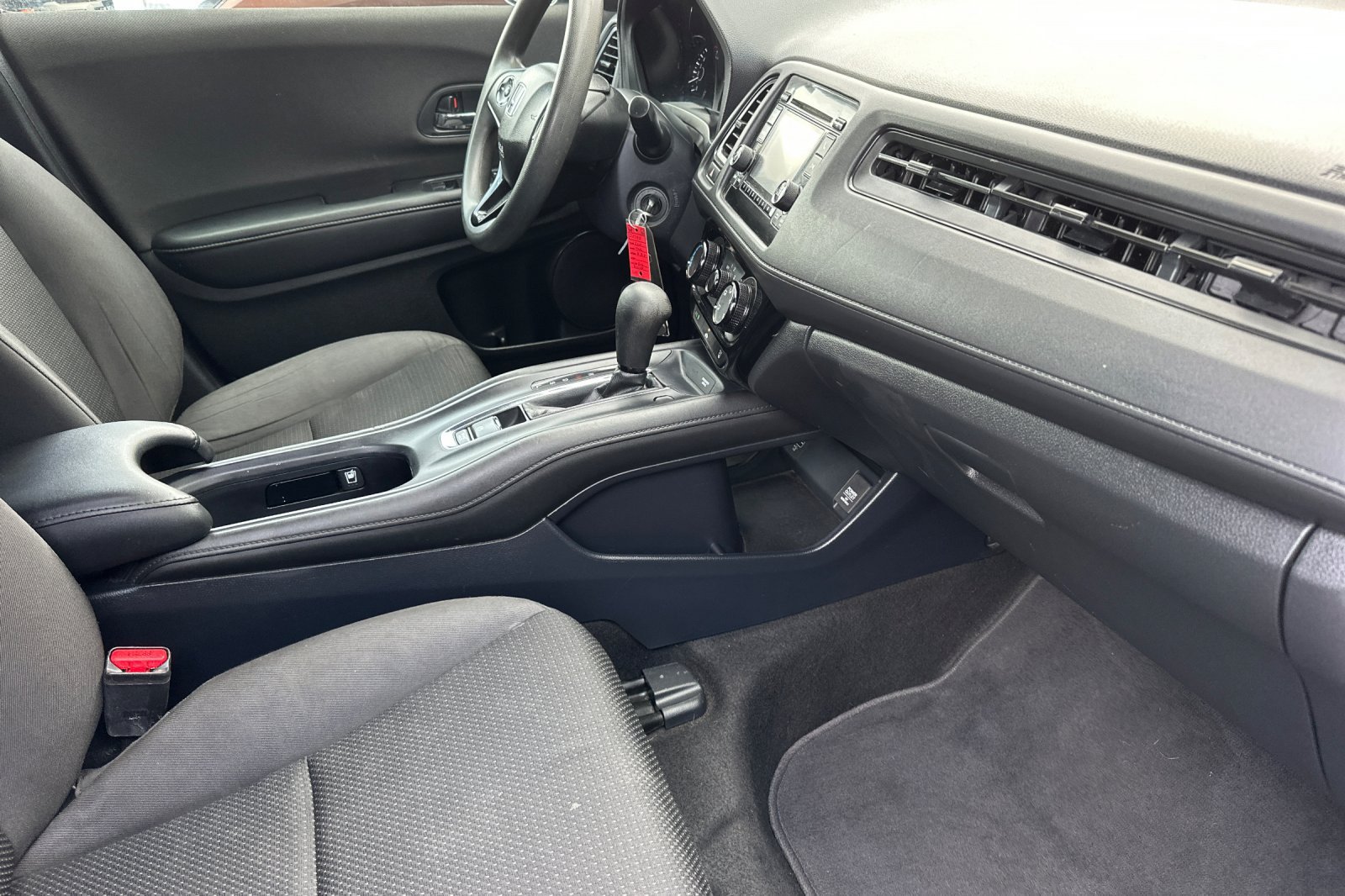 Used 2019 Honda HR-V LX image 18