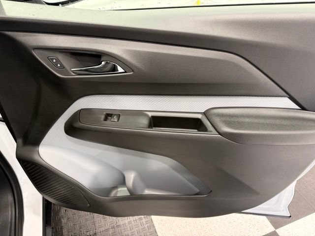 New 2027 Chevrolet Bolt LT FWD image 22