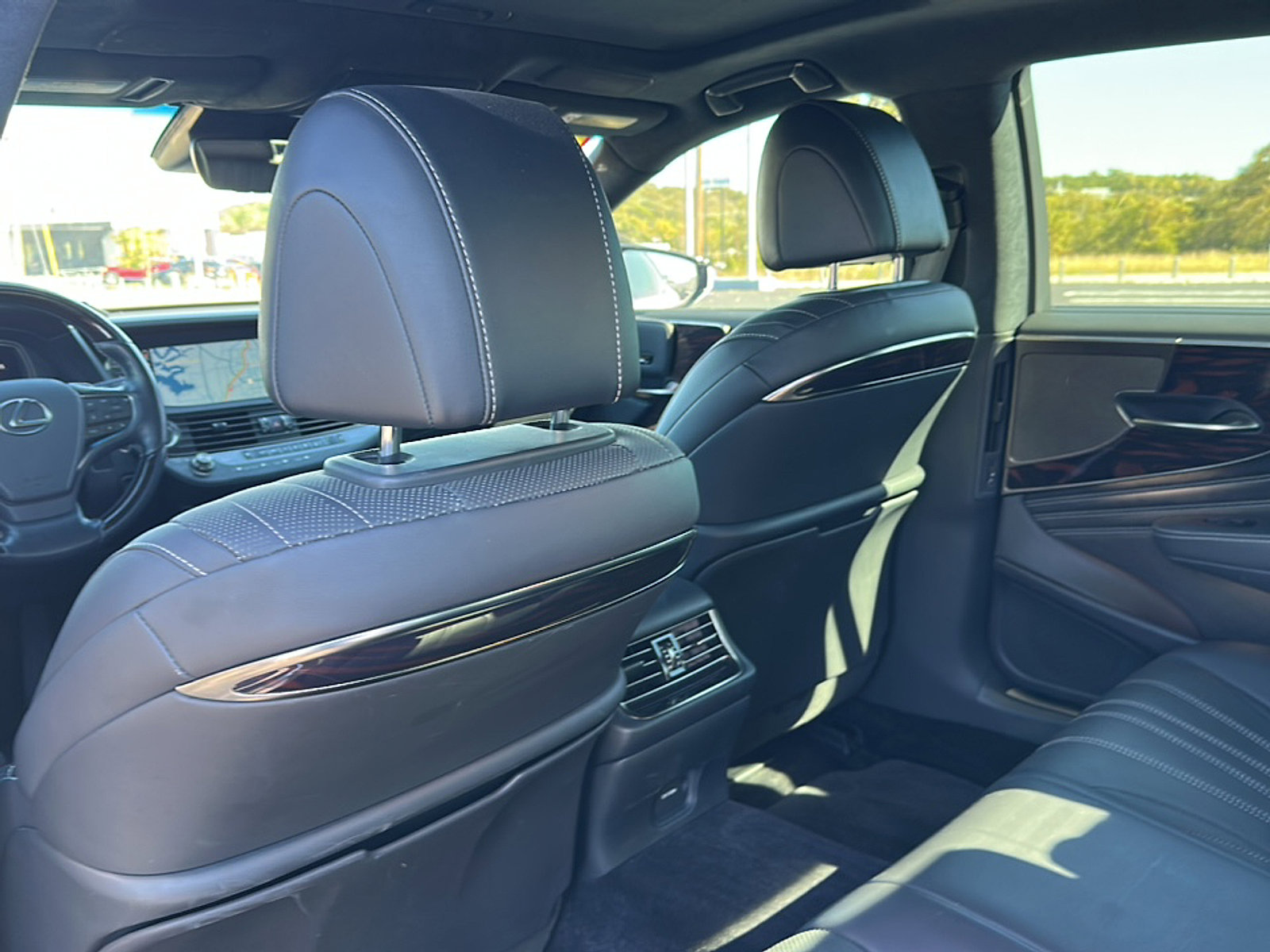 Used 2019 Lexus LS 500 image 17