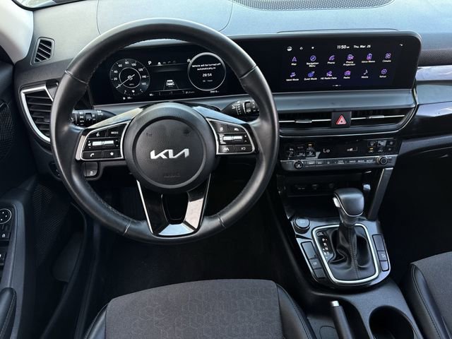 Used 2024 Kia Seltos S image 11