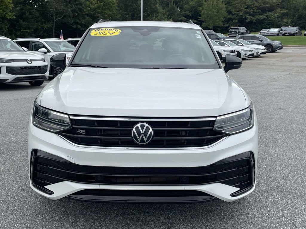 Certified 2024 Volkswagen Tiguan SE R-Line FWD image 2