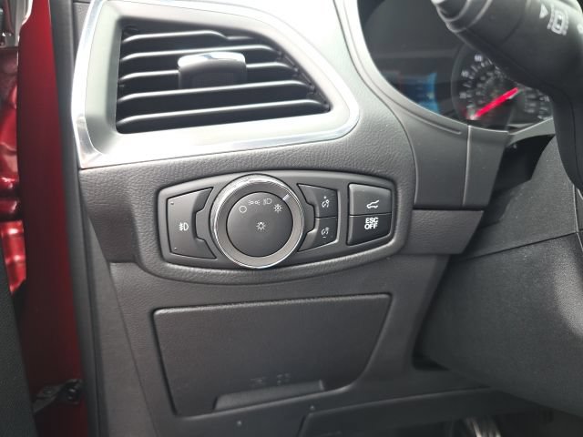 Used 2024 Ford Edge ST w/ Equipment Group 401A AWD/4WD image 17
