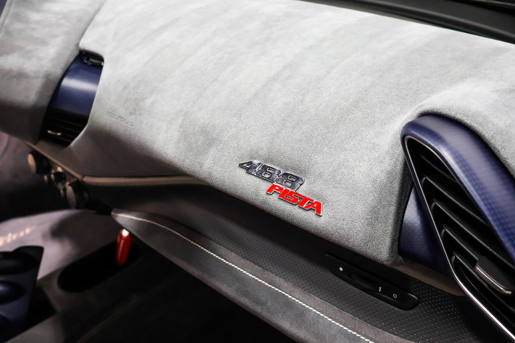 Used 2020 Ferrari 488 Pista Coupe RWD image 39