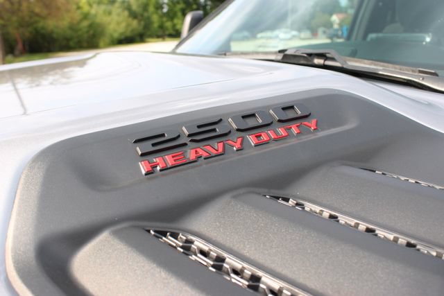 Used 2025 RAM 2500 Laramie AWD/4WD image 13