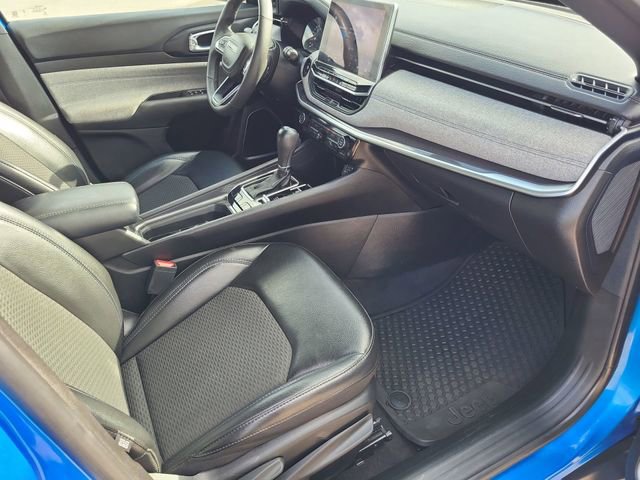 Used 2023 Jeep Compass Latitude w/ Convenience Group image 24