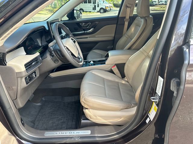 Certified 2023 Lincoln Corsair FWD w/ Equipment Group 101A image 11