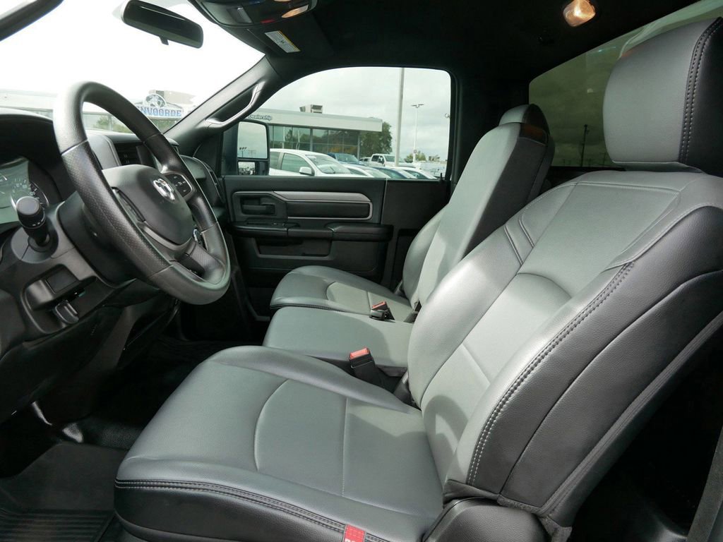 Used 2024 RAM 3500 Tradesman image 8