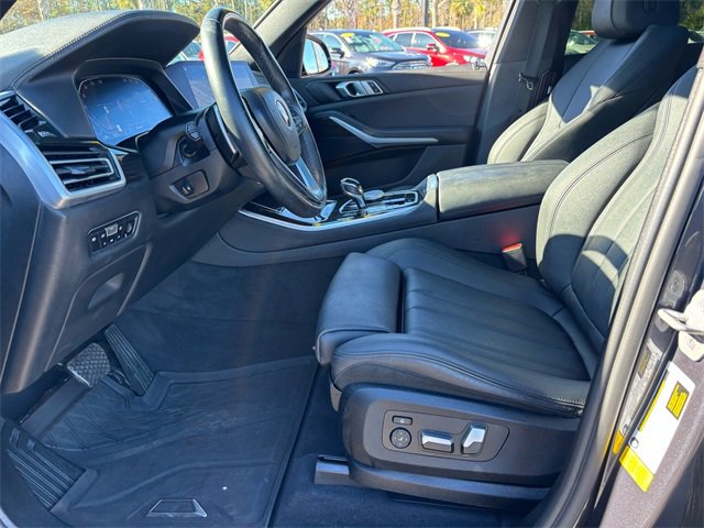 Used 2021 BMW X5 sDrive40i w/ Parking Assistance Package image 5