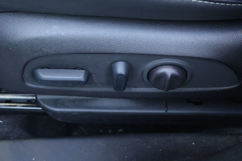 Used 2023 Chevrolet TrailBlazer ACTIV w/ Convenience Package image 12