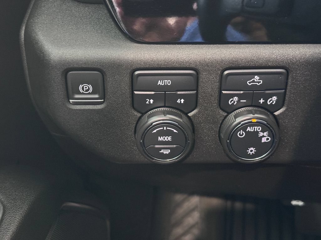 Certified 2024 Chevrolet Silverado 1500 LT w/ All Star Edition Plus AWD/4WD image 25
