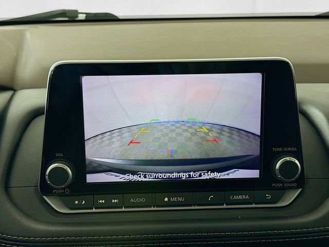 Used 2023 Nissan Rogue SV image 16