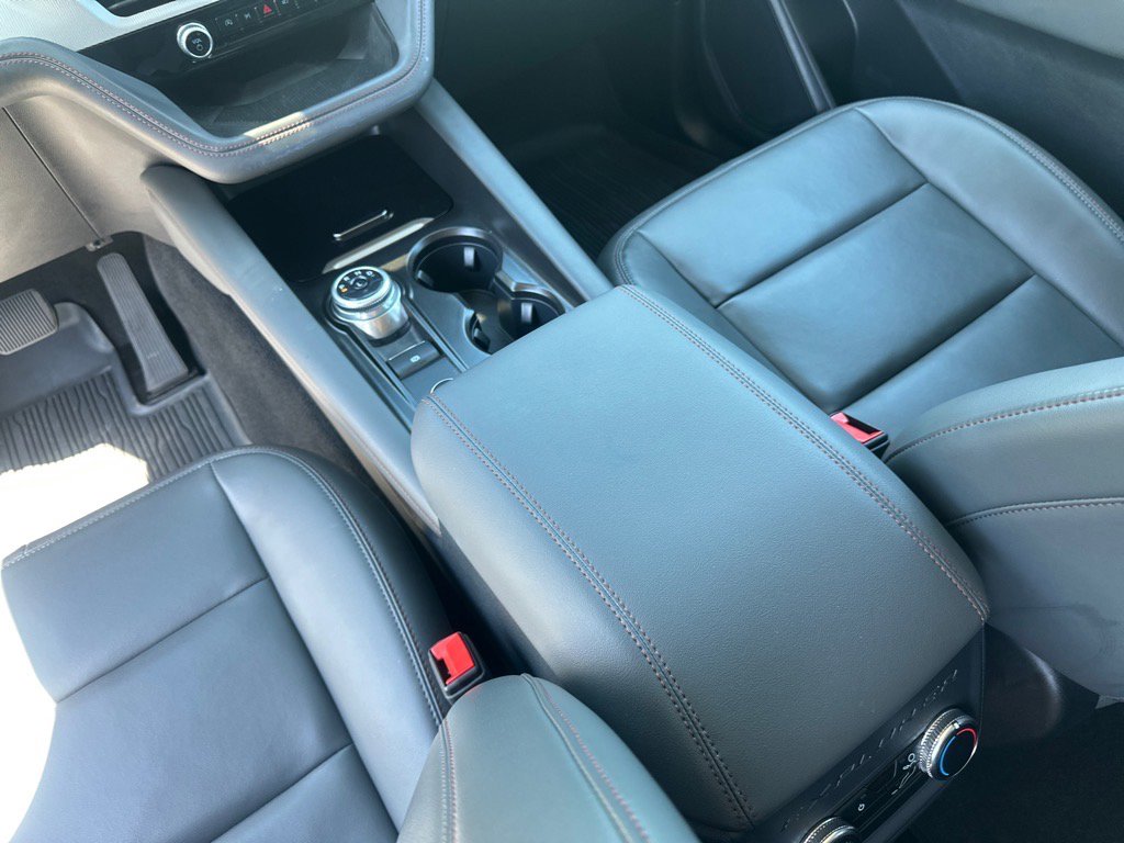 New 2025 Ford Explorer Active w/ Active Comfort Package image 32