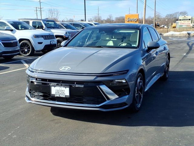 Used 2024 Hyundai Sonata SEL w/ Convenience Package image 2