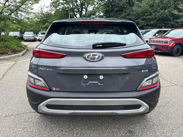 Used 2023 Hyundai Kona SE w/ Cargo Package AWD/4WD image 16