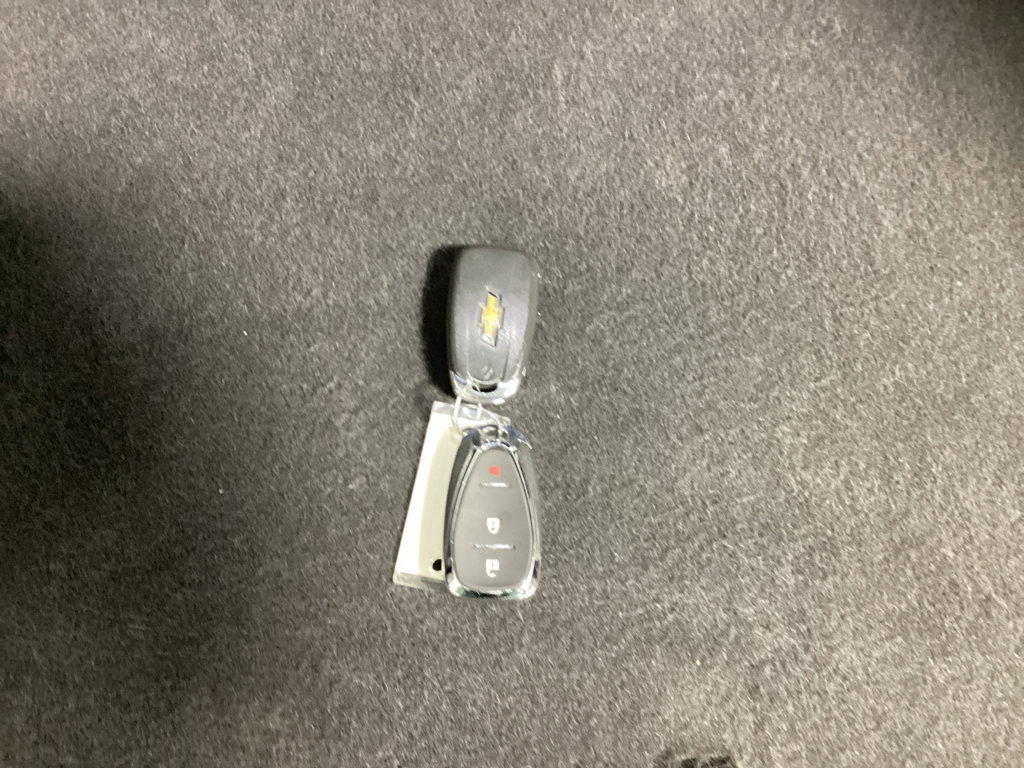 Used 2021 Chevrolet Equinox LT w/ LPO, Cargo Package image 29