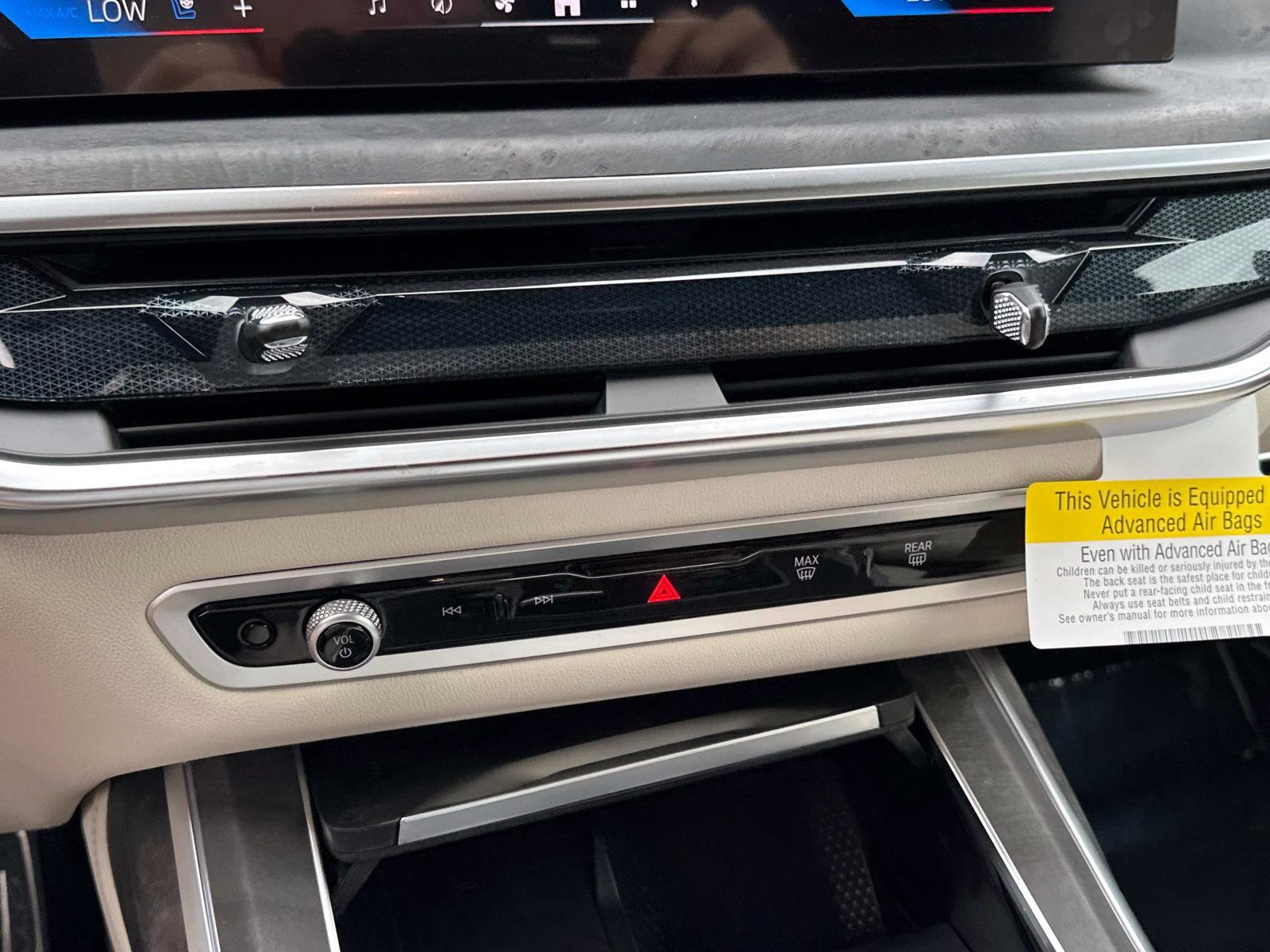 New 2026 BMW X7 xDrive40i w/ M Sport Package image 23