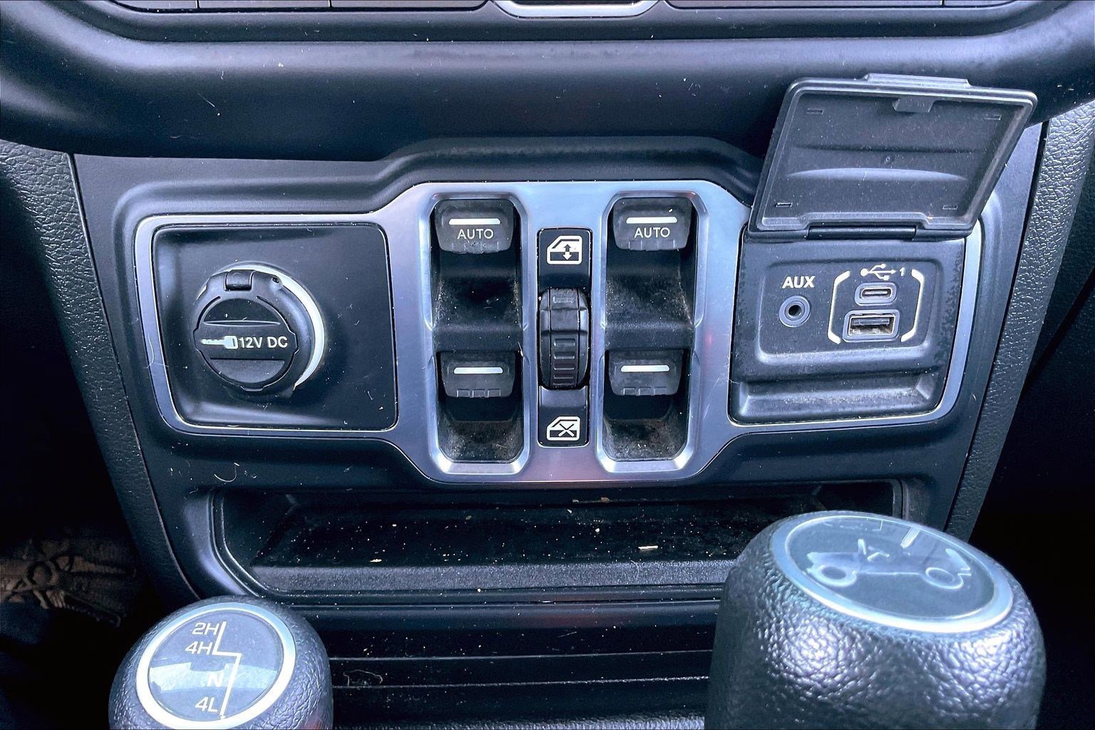 Used 2018 Jeep Wrangler Unlimited Sport S image 20