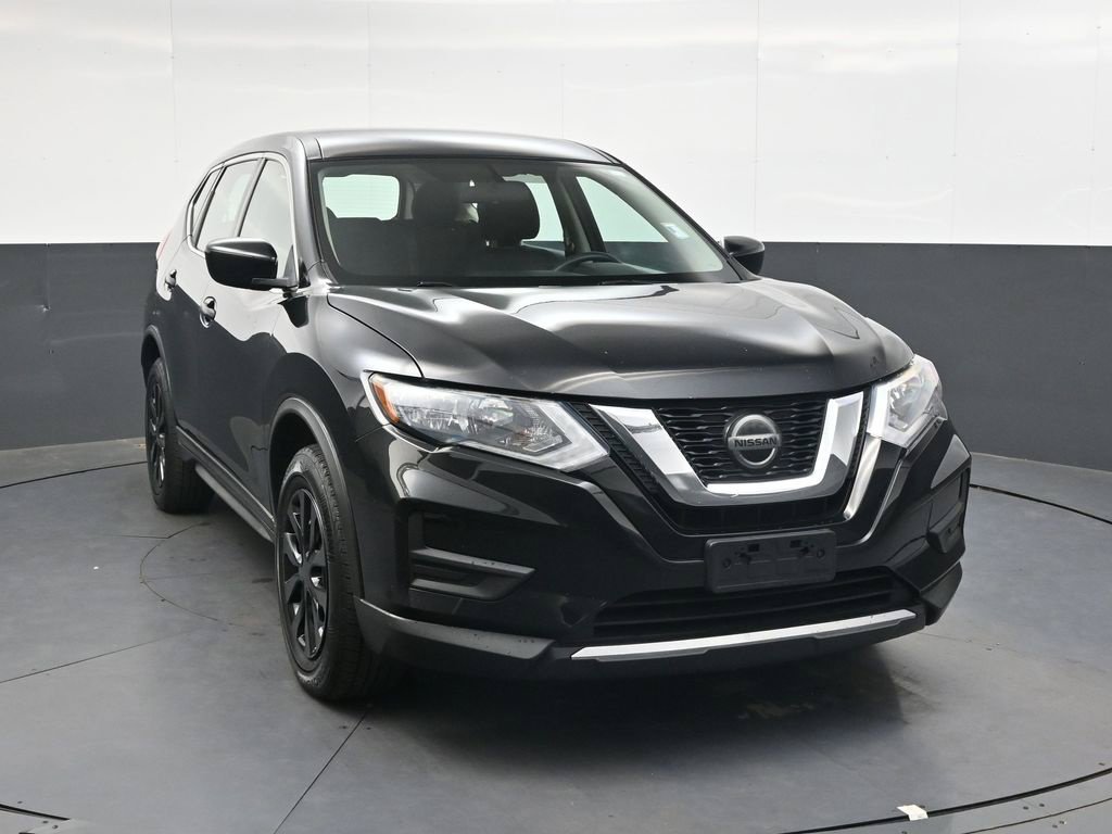 Used 2018 Nissan Rogue S AWD/4WD image 13