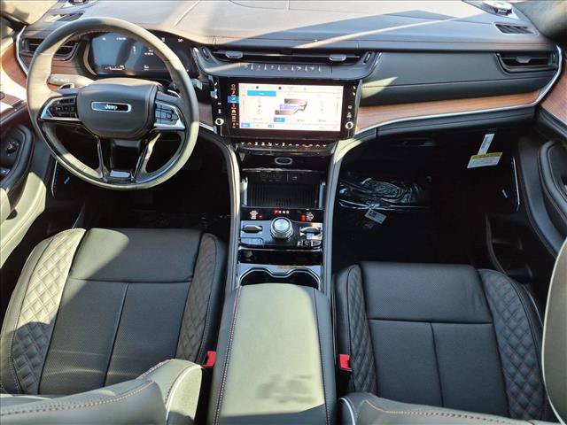 New 2027 Jeep Grand Cherokee Summit AWD/4WD image 15