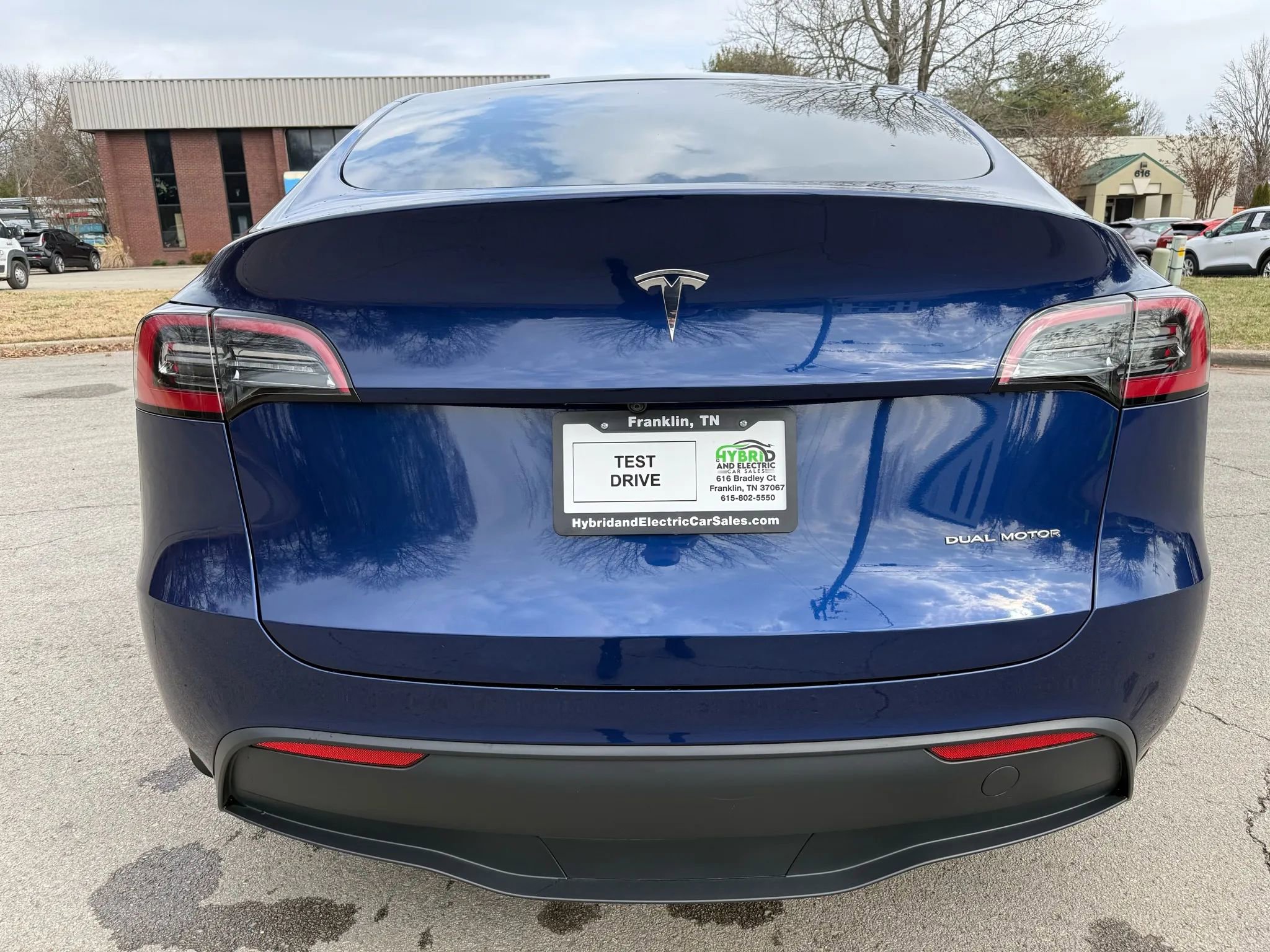 Used 2023 Tesla Model Y Long Range image 11