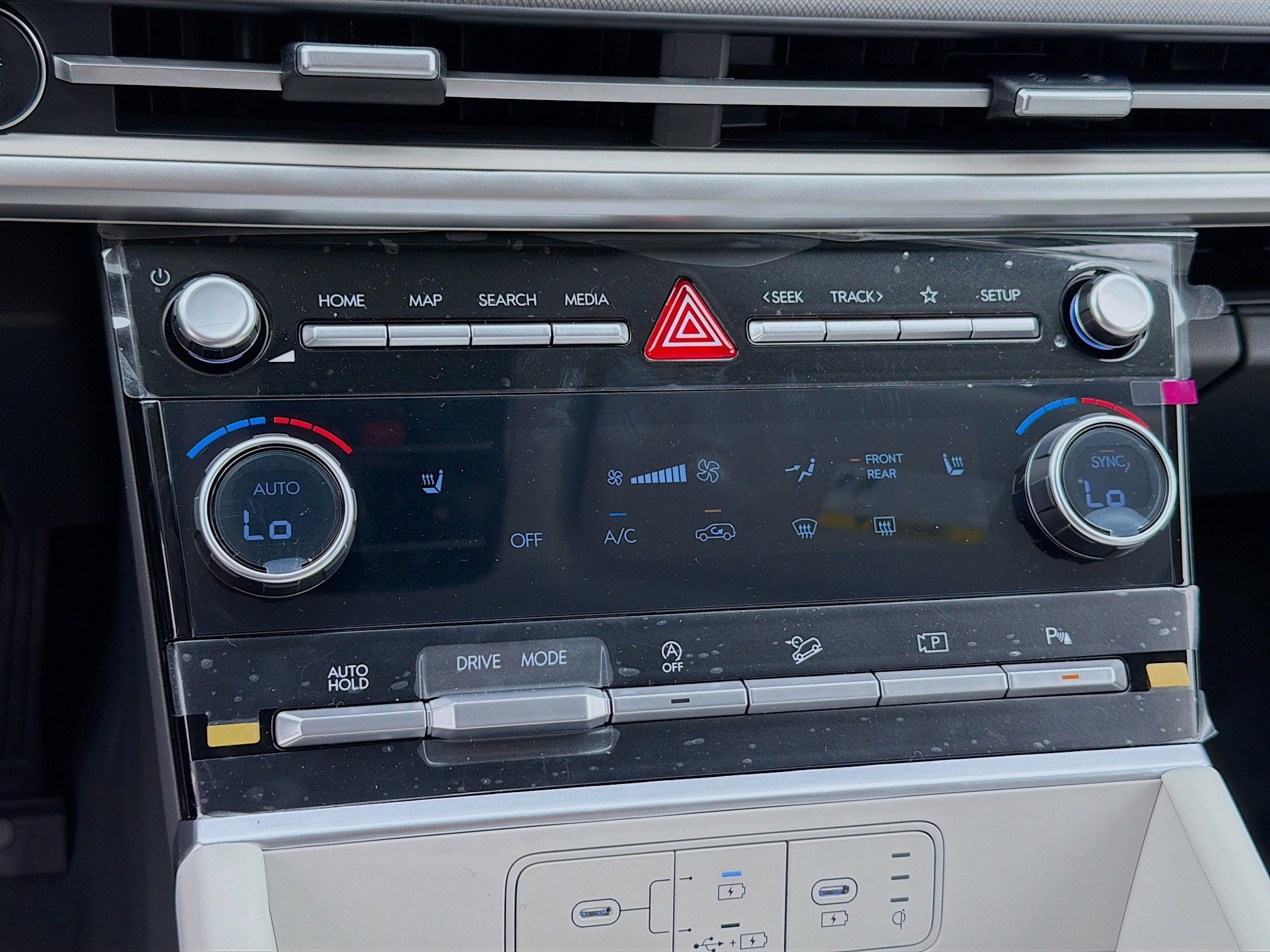 New 2026 Hyundai Santa Fe SEL w/ Tow & Go Package FWD image 13