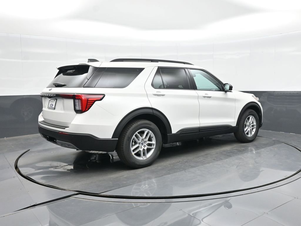 New 2026 Ford Explorer Active w/ Active Comfort Package image 7