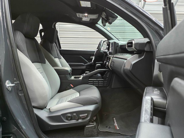 Used 2024 Toyota Tacoma TRD Off-Road w/ TRD Off Road Upgrade Package AWD/4WD image 19