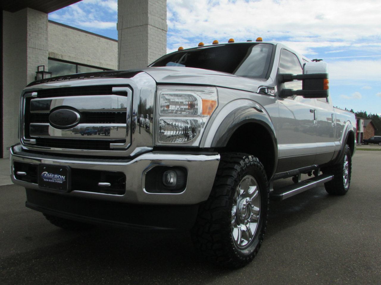 Used 2016 Ford F250 Lariat w/ Chrome Package image 2