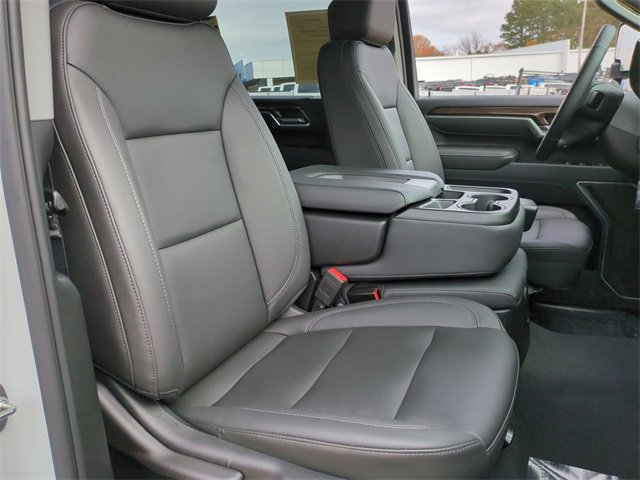 Used 2025 Chevrolet Silverado 3500 LT w/ All Star Edition image 24