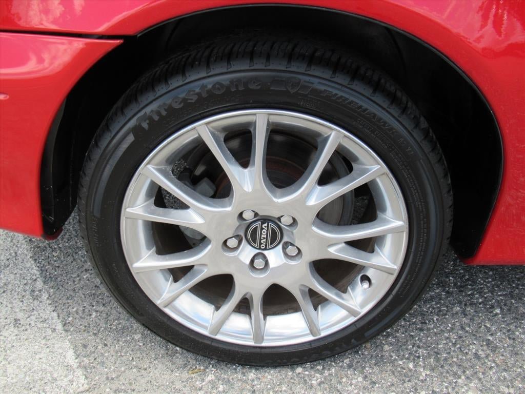 Used 2004 Volvo C70 HT FWD image 8