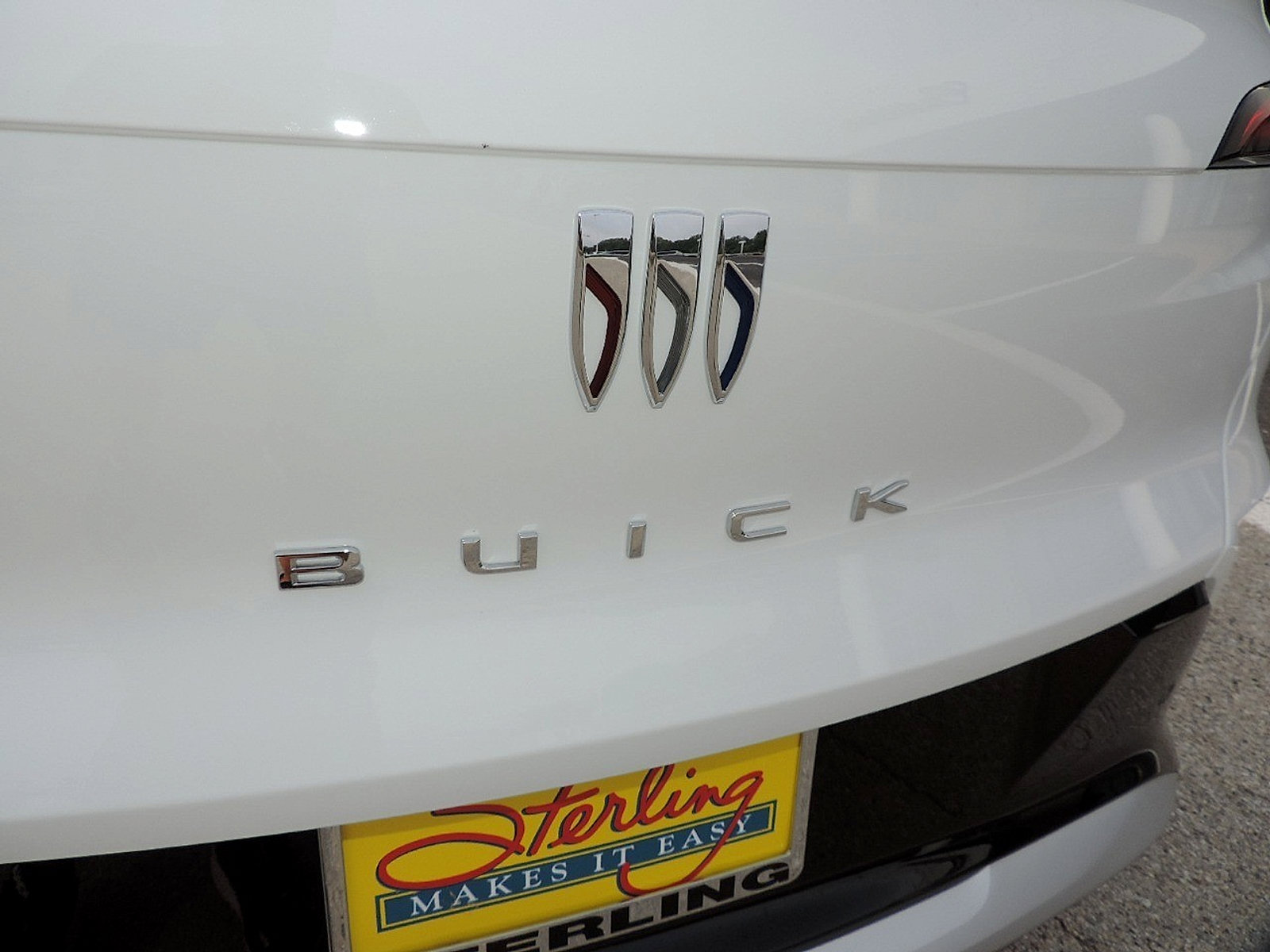 New 2026 Buick Envista Sport Touring w/ Convenience I Package FWD image 10