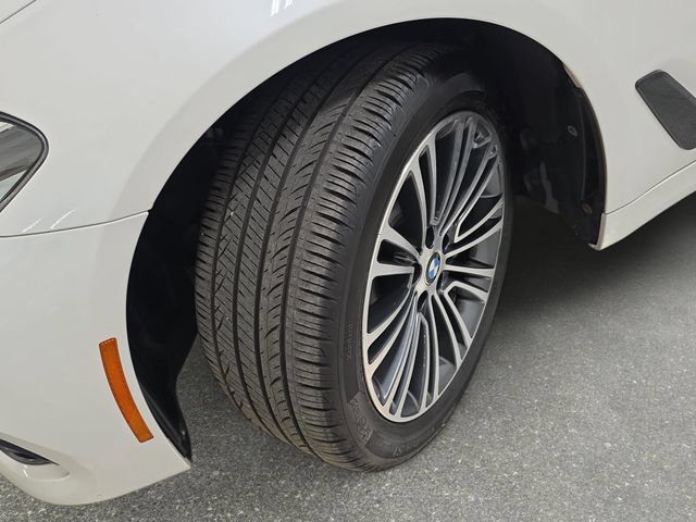 Used 2019 BMW 540i xDrive AWD/4WD image 30