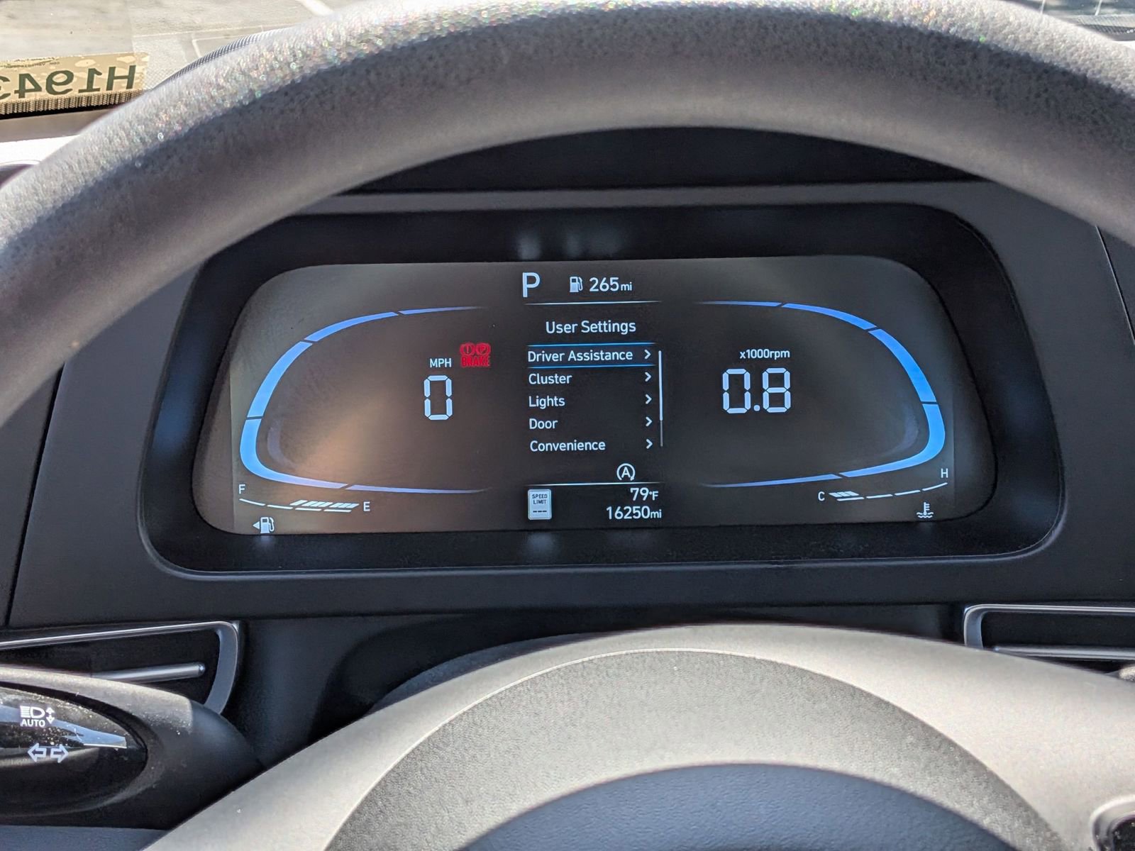 Used 2025 Hyundai Elantra SE image 14