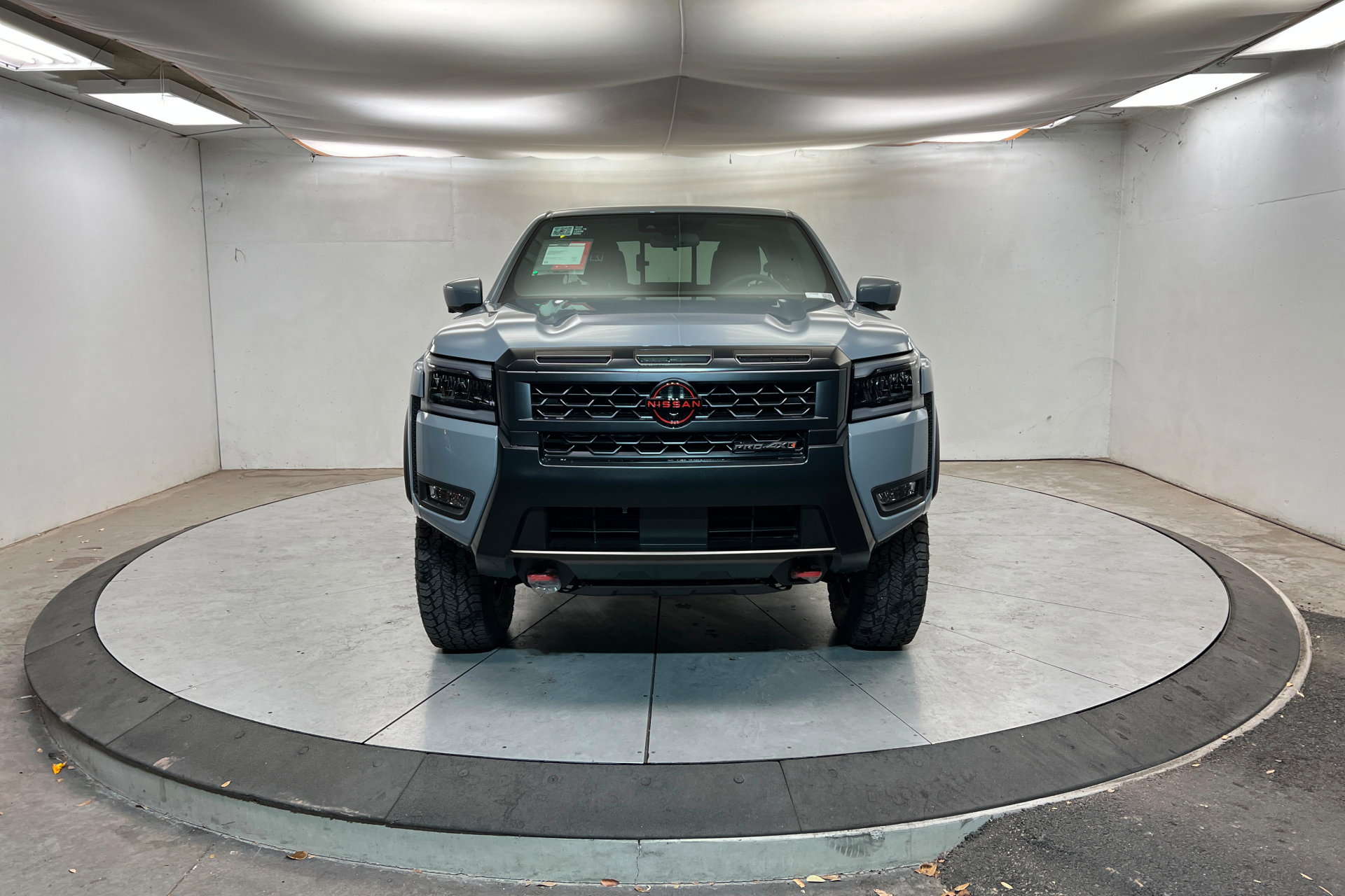 New 2026 Nissan Frontier PRO-4X w/ Pro-4x Convenience Package image 8