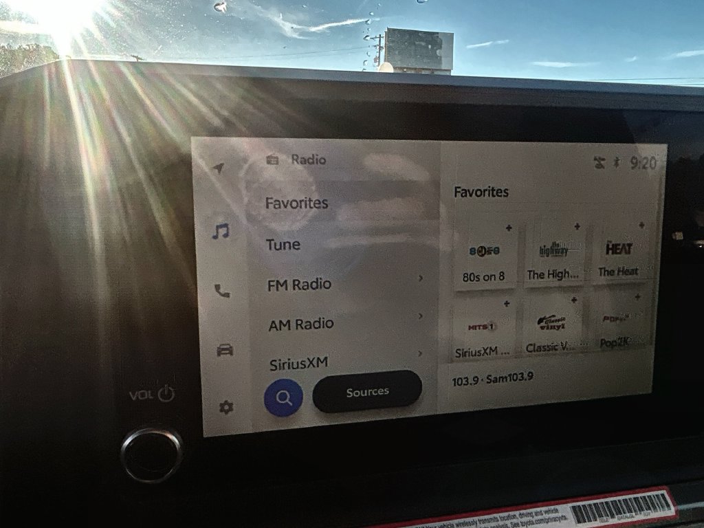 Used 2025 Toyota Tacoma TRD Sport AWD/4WD image 22