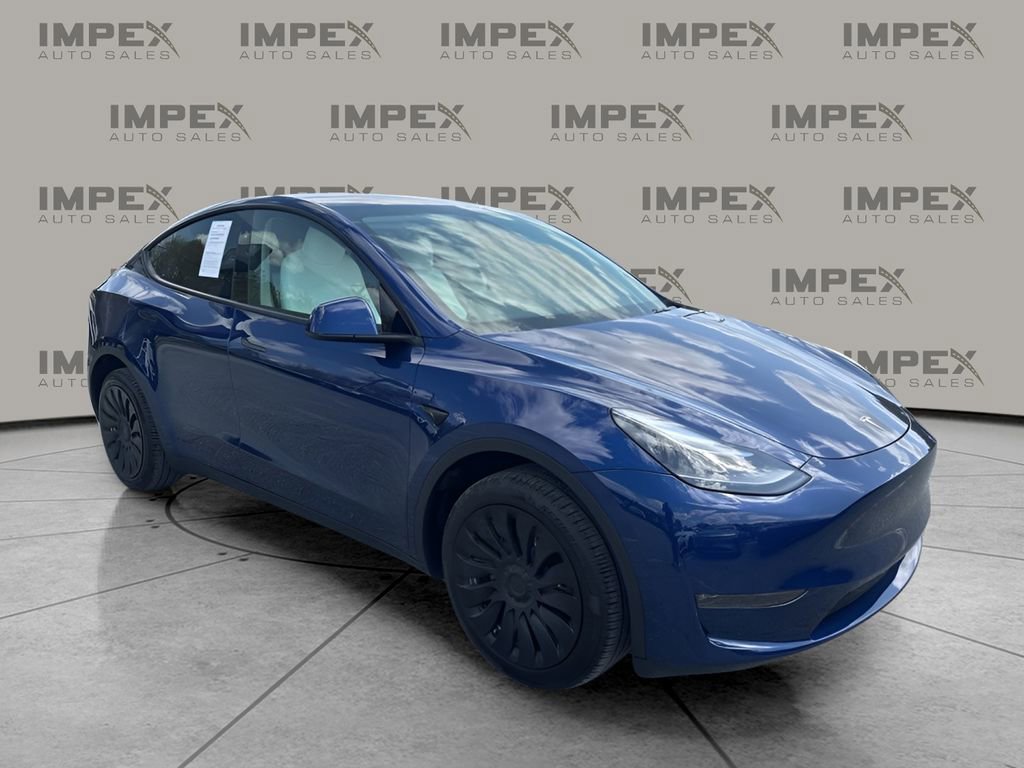 Used 2024 Tesla Model Y Long Range image 7