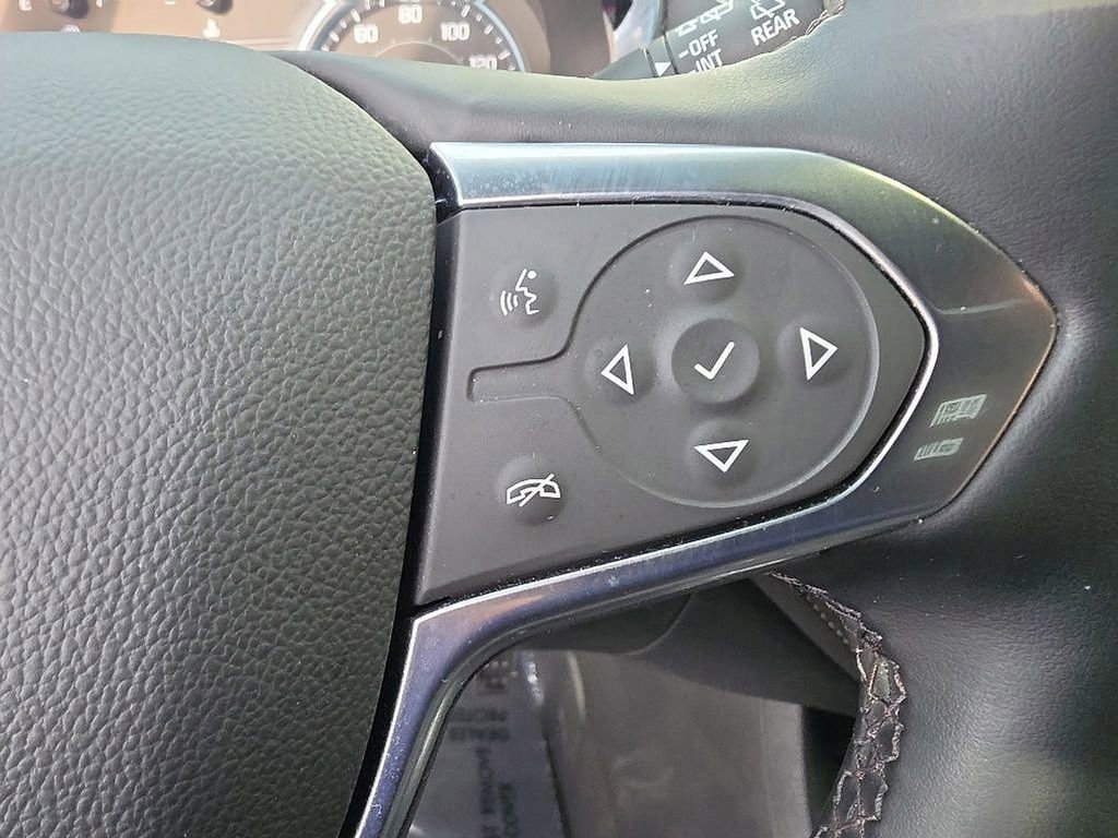 Used 2023 Chevrolet Traverse LT AWD/4WD image 11