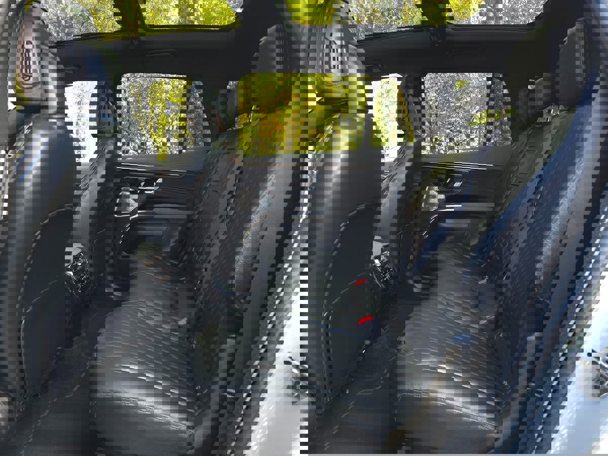 Used 2023 Mercedes-Benz EQS 580 4MATIC SUV image 15