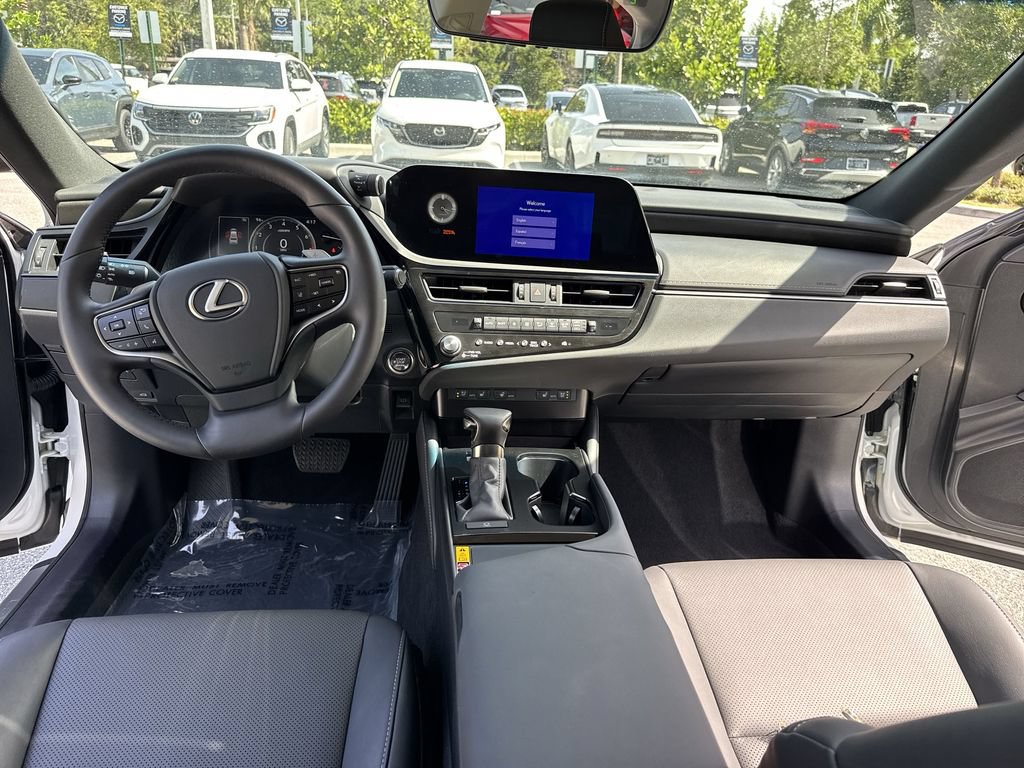Used 2025 Lexus ES 350 w/ Premium Package FWD image 36