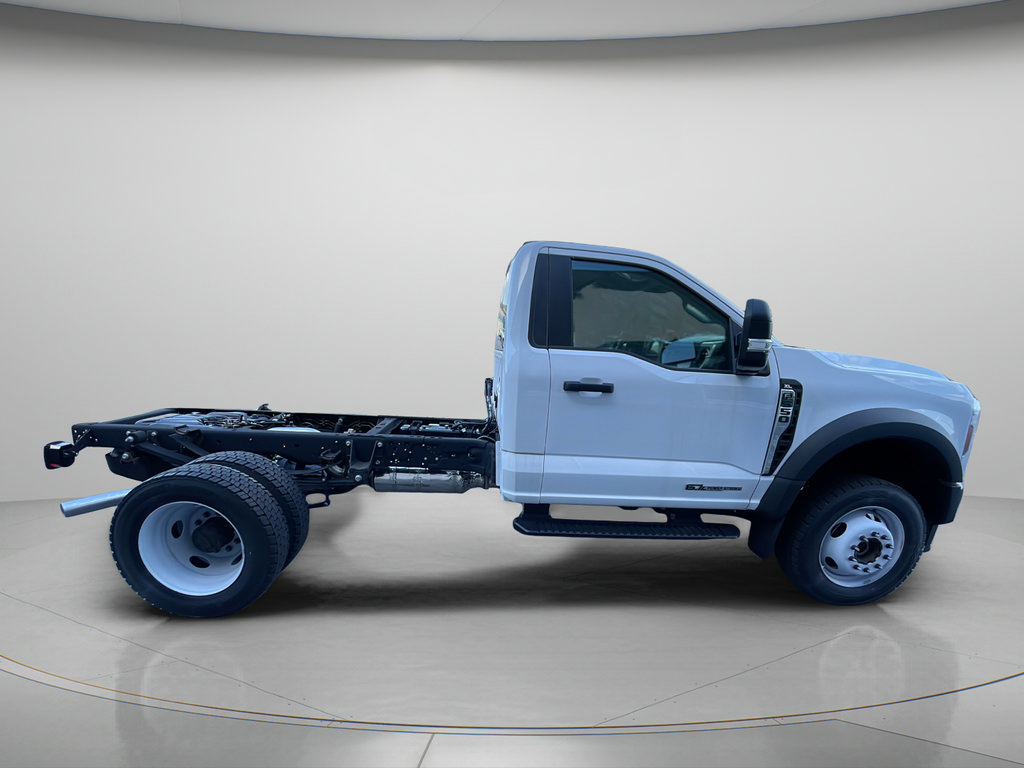 Used 2024 Ford F550 4x4 Regular Cab Super Duty image 12