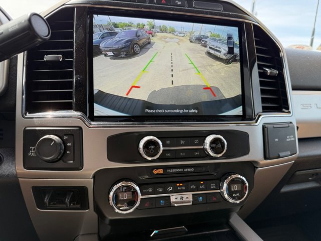Used 2022 Ford F250 Lariat w/ Lariat Ultimate Package AWD/4WD image 21
