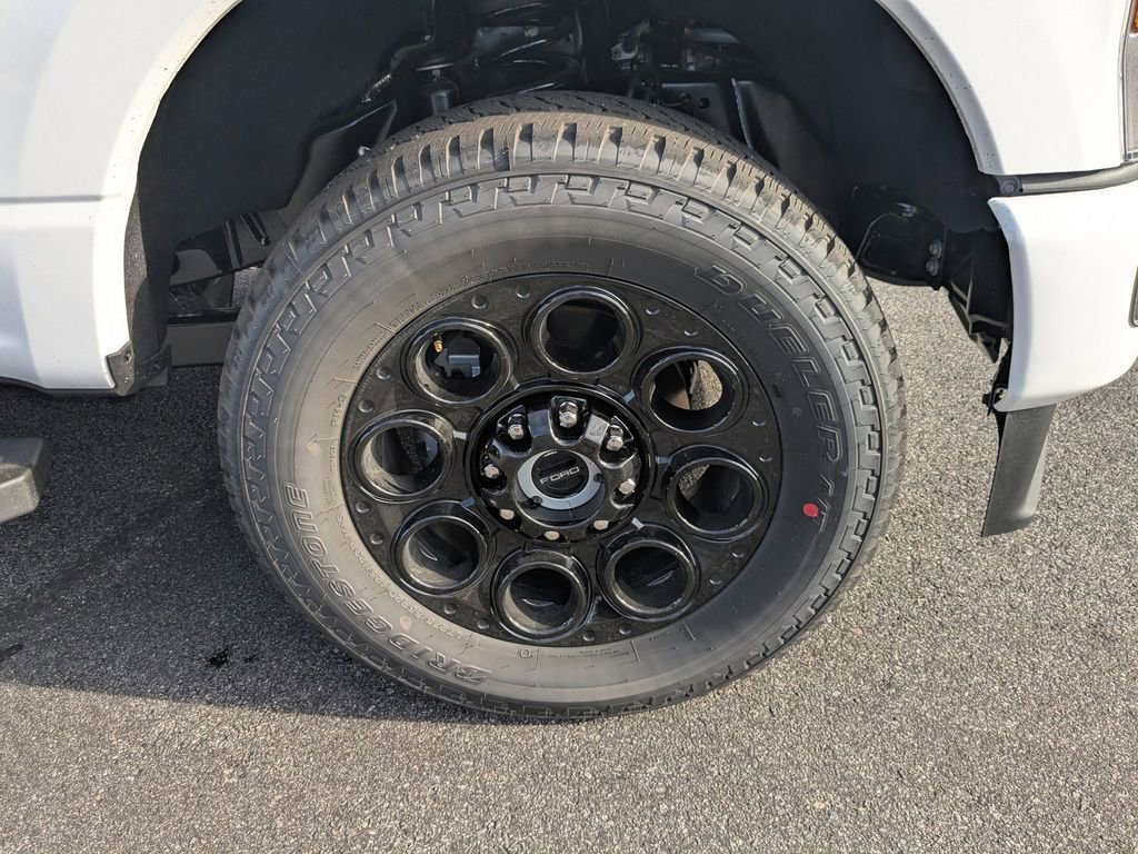 New 2026 Ford F250 Lariat w/ Black Appearance Package image 12
