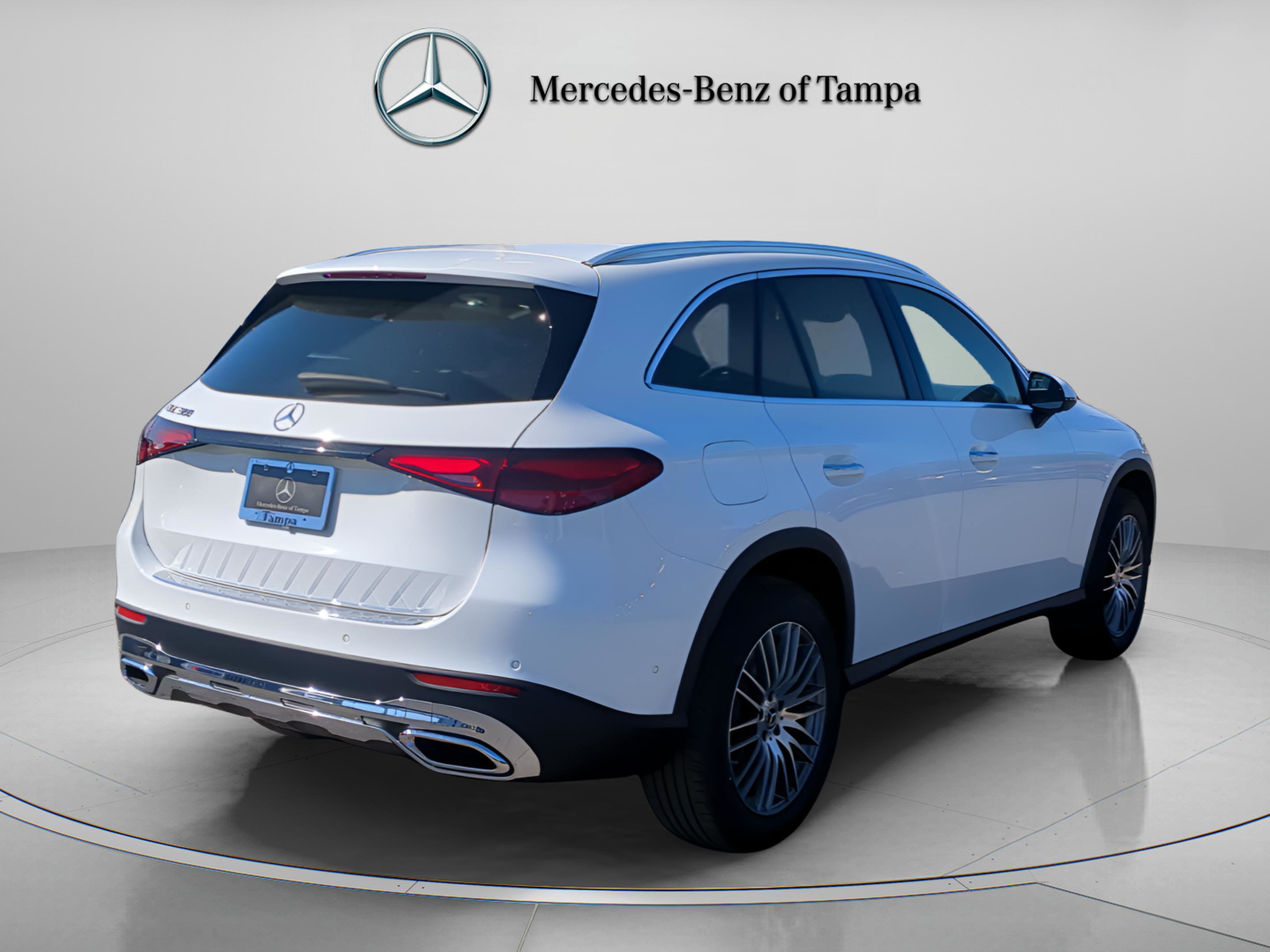 Certified 2026 Mercedes-Benz GLC 300 image 4