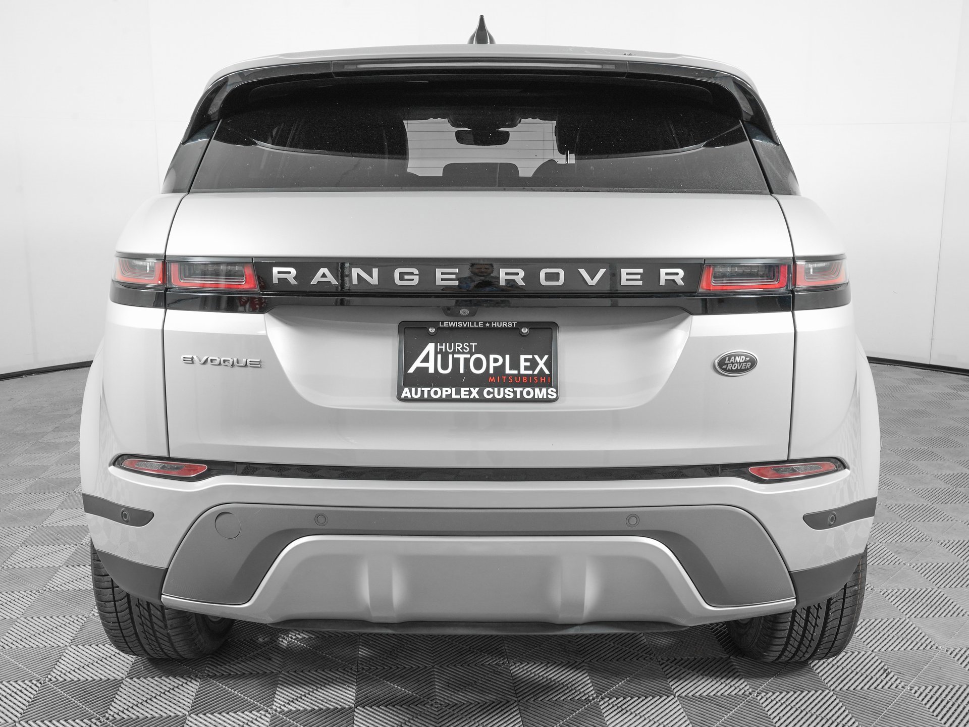 Used 2021 Land Rover Range Rover Evoque SE image 6
