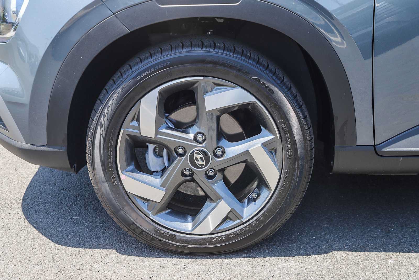 New 2026 Hyundai Venue SEL FWD image 13