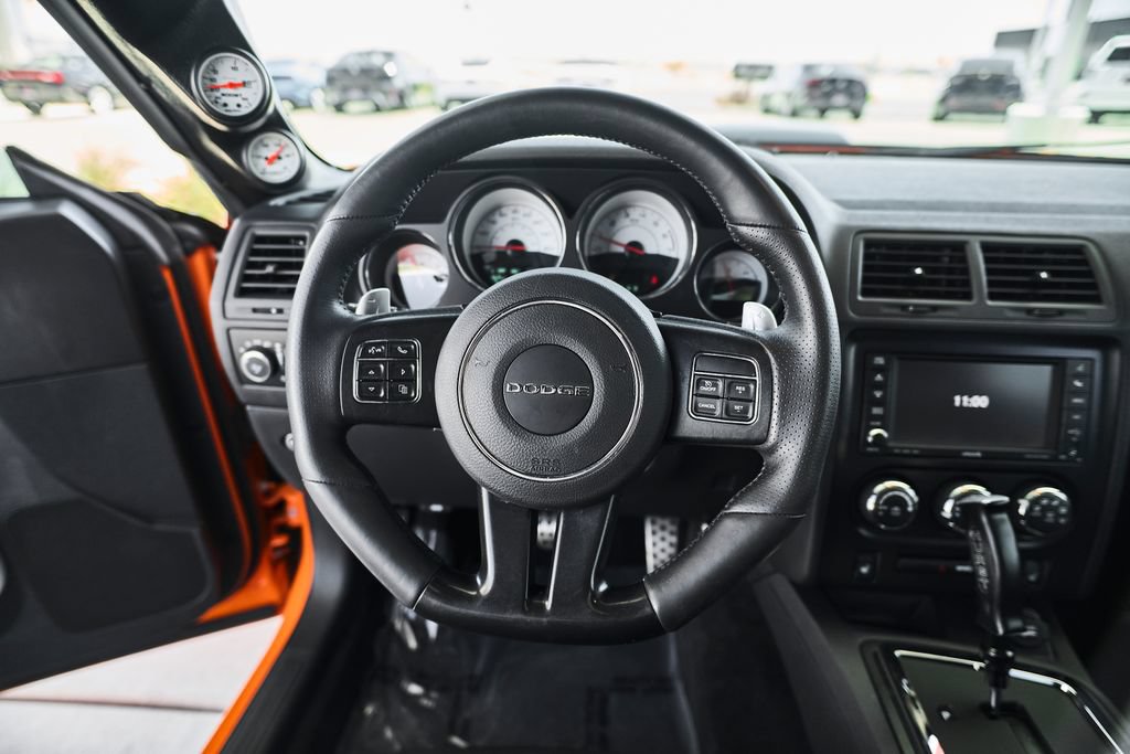 Used 2014 Dodge Challenger R/T RWD image 20