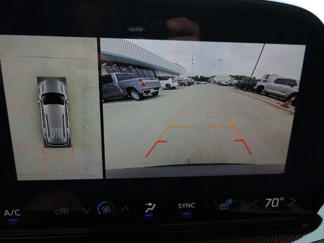Used 2025 Chevrolet Traverse Z71 AWD/4WD image 33